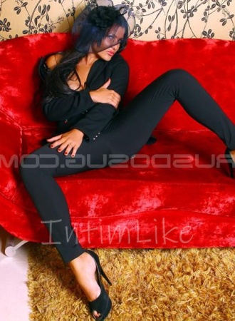 Стриптизерша Пери №1892, 26 лет